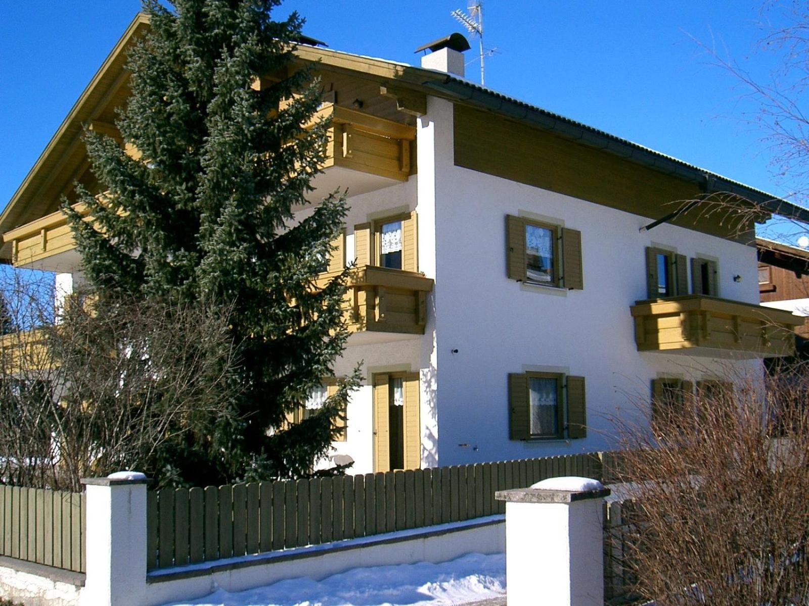 Appartments Hilber Brunico Exterior foto